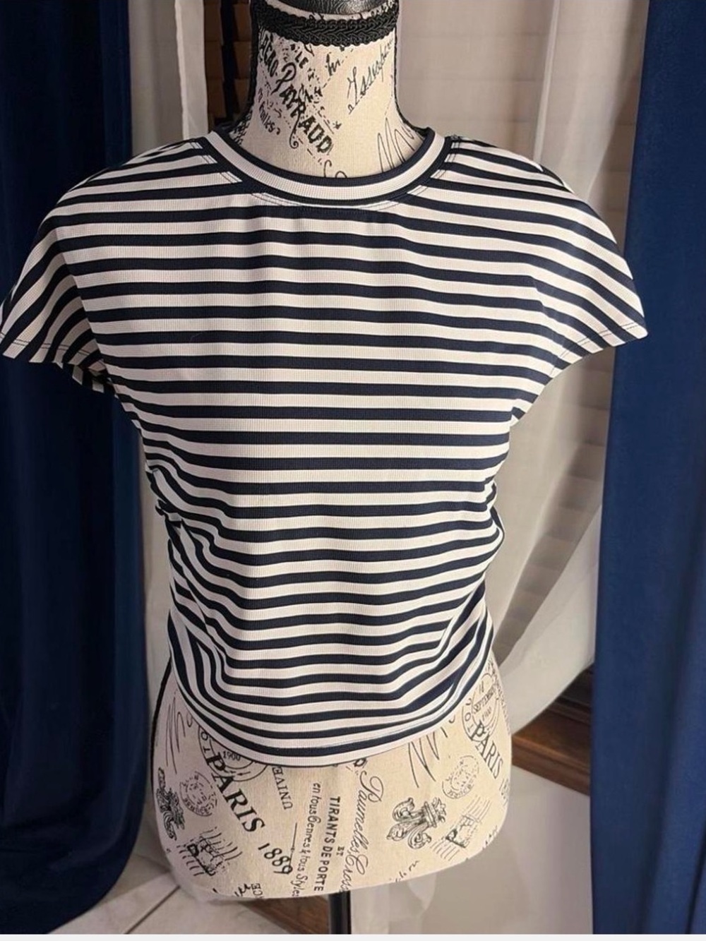 HALARA Navy and White Striped Crop Top